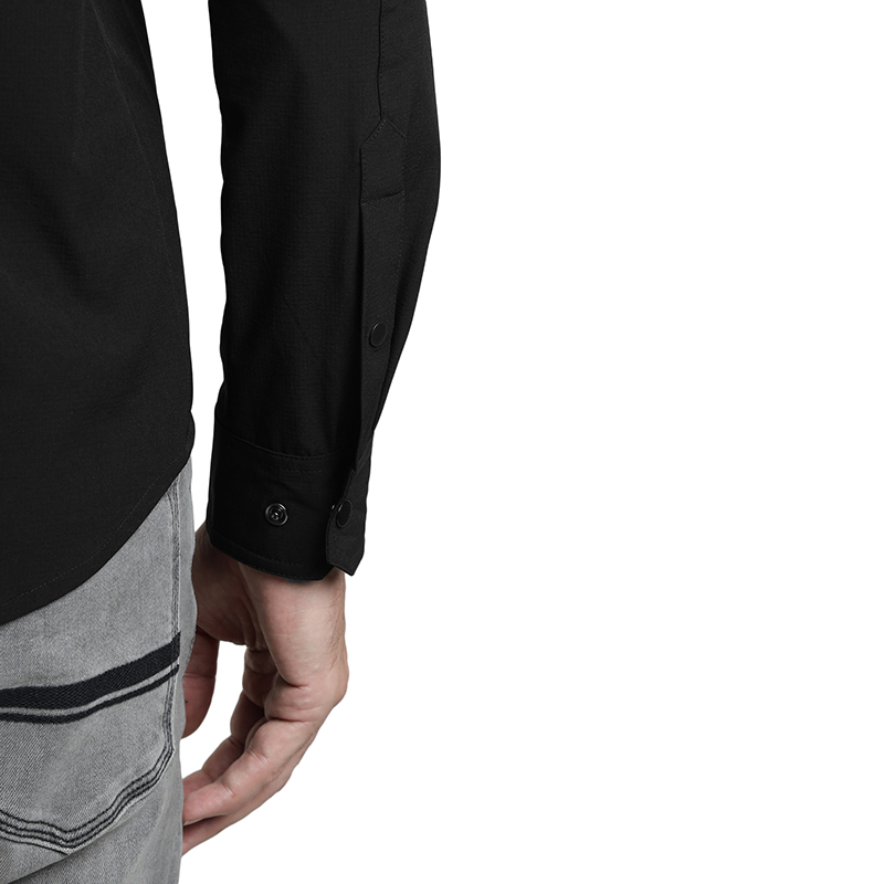 더블 포켓 퍼포먼스 블랙 긴팔 셔츠